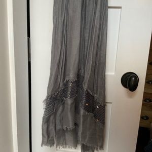 Gray scarf